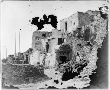 Hopi pueblo - NARA - 523649