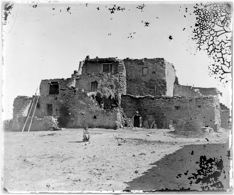 Hopi pueblo - NARA - 523652