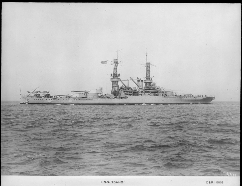 Idaho (BB42). Starboard side, underway, two planes on catapults, 06-04-1927 - NARA - 512974