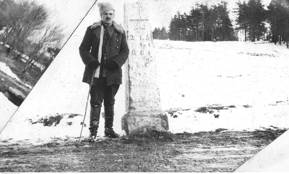 Ignacy Paweł Fudakowski - Oficerowie rosyjskiego 12 Dywizjonu Artylerii Moździerzy na granicy między Galicją a Węgrami (94-28-4)
