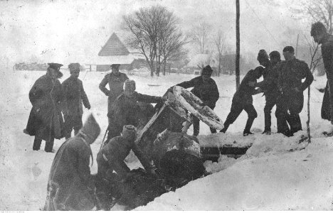 Ignacy Paweł Fudakowski - Rosyjski 12 Dywizjon Artylerii Moździerzy w Galicji lub na Słowacji (94-18-11) photo