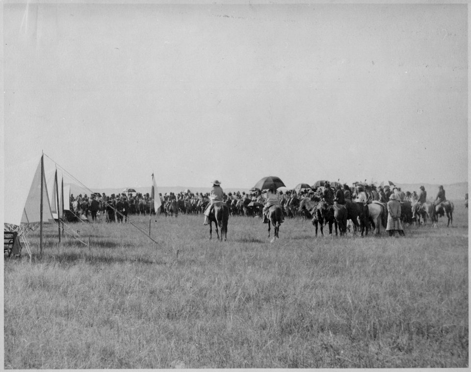 Indian reception of President Chester A. Arthur at Fort Washakie, Wyo. Terr.,1883 - NARA - 533175