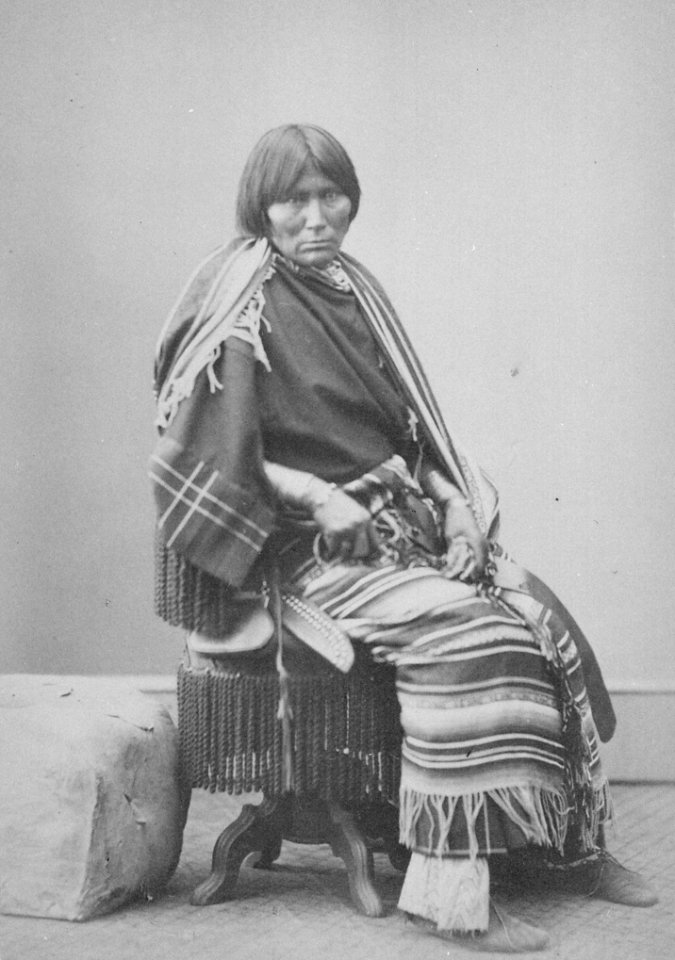 Indian woman of Lone Wolf. Kiowas - NARA - 519064 (cropped)
