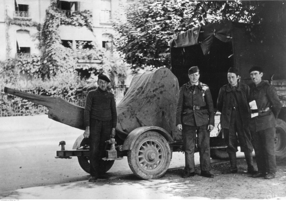 Internowanie wojsk francuskich w Szwajcarii (2-305)