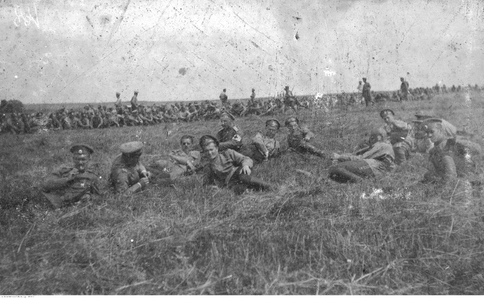 Ignacy Paweł Fudakowski - Rewia wojsk rosyjskich pod Świniuchami na Wołyniu z udziałem wielkiego księcia Georgija Michajłowicza Romanowa (94-91-2)