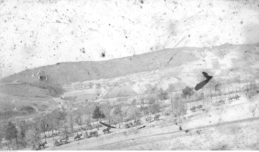 Ignacy Paweł Fudakowski - Rosyjski 12 Dywizjon Artylerii Moździerzy w drodze na przełęcz pod Tyrawą Wołoską w Galicji (94-79) photo