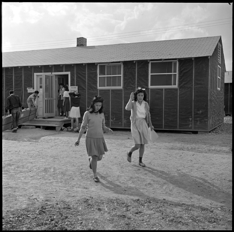 Jerome Relocation Center, Denson, Arkansas. An exterior view of the Field Clinic in one of the barr . . . - NARA - 538846
