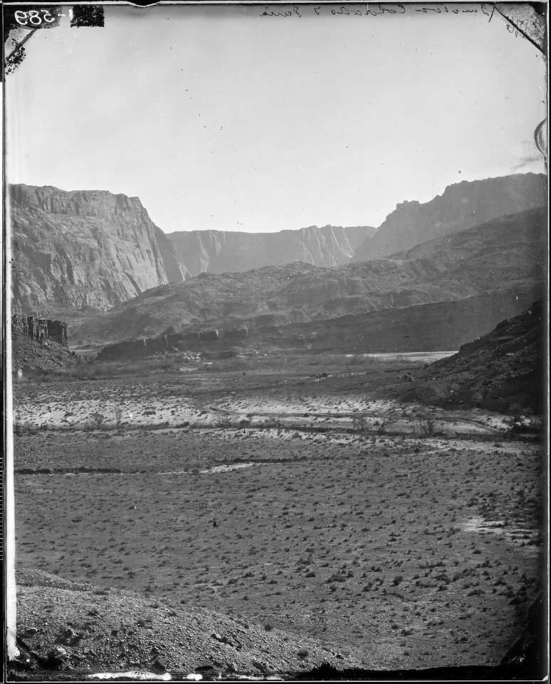 JUNCTION OF COLORADO AND PARIA RIVERS, ARIZONA - NARA - 524357