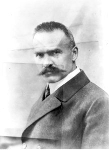 Józef Piłsudski (22-2-2) photo