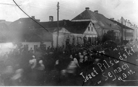Józef Piłsudski w Sejnach (22-320-2) photo
