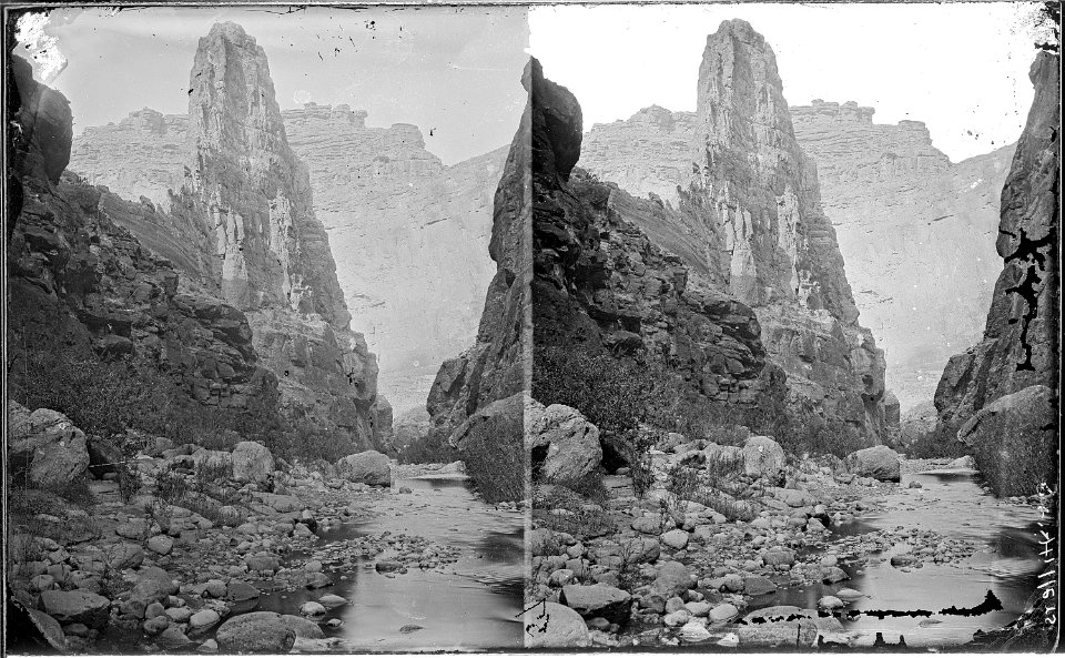 Kanab Canyon. The Pinnacle, looking down the canyon, similar to 606, but a clearer photo. Old nos. 459, 486, 669. - NARA - 517910