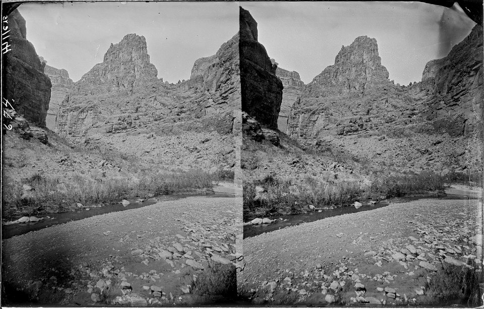 Kanab Canyon. Point of view near Pinnacle looking up the canyon, below no. 629, around the bend. - NARA - 517915