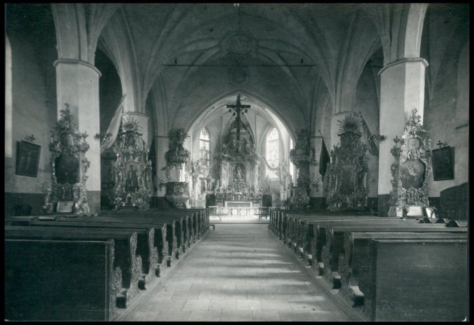 Kosciol Narodzenia NMP w Piasecznie kolo Gniewa 1930-1939 (47790691)