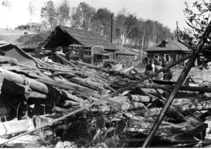 Kołodnia. Ruiny wsi (2-1892)