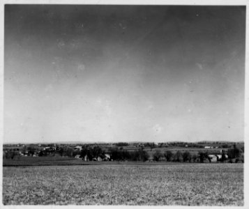 Lancaster County, Pennsylvania. In former days, farmsteads were commonly built near running streams . . . - NARA - 521125