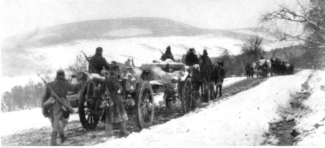 Kolumna artylerii niemieckiej w Beskidach (2-814)