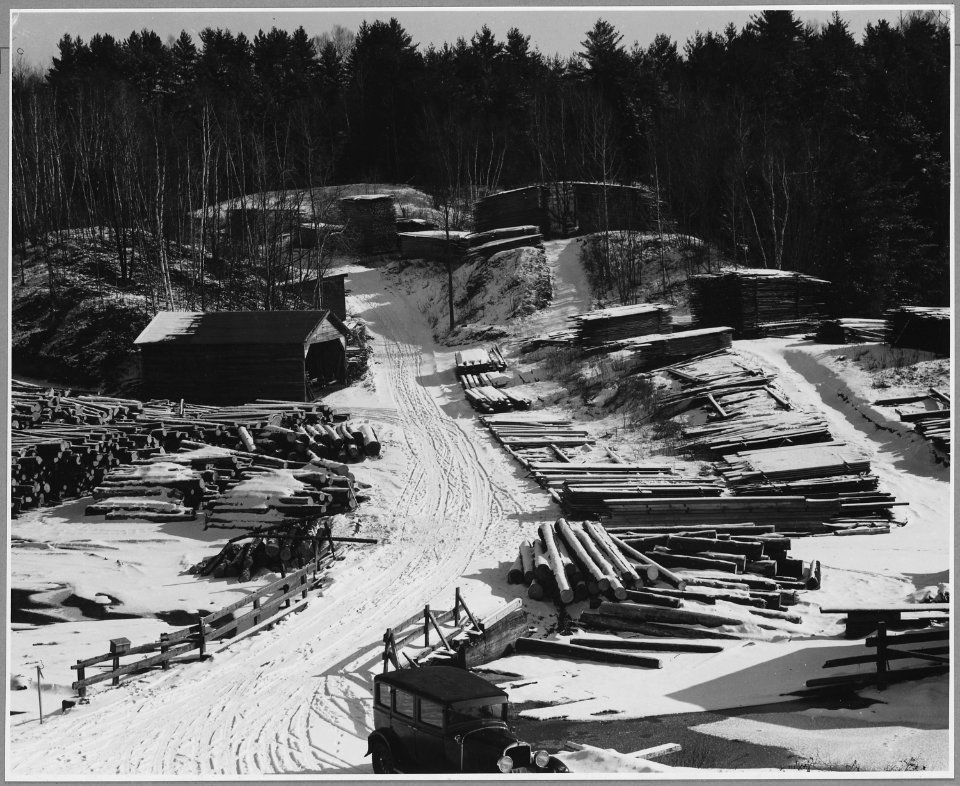 Landaff, Grafton County, New Hampshire. A number of small, privately owned mills still exist in this . . . - NARA - 521530