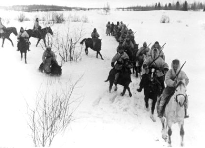Konny patrol kozacki na froncie wschodnim (2-1978)