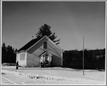 Landaff, Grafton County, New Hampshire. The Blue School is one of 3 one-room schools in Landaff. G . . . - NARA - 521531