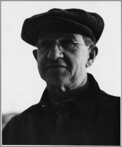Landaff, Grafton County, New Hampshire. Mr. Chandler has been moderator and selectman of Landaff for . . . - NARA - 521458