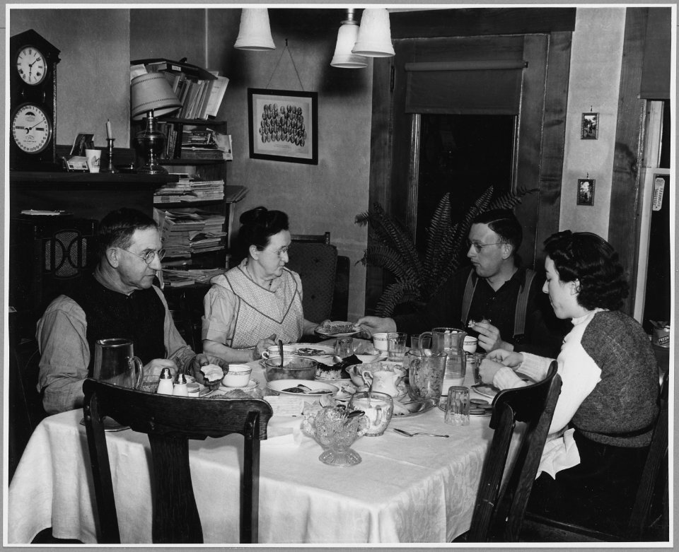 Landaff, Grafton County, New Hampshire. The Chandlers, father, mother, and son, and the school teach . . . - NARA - 521470