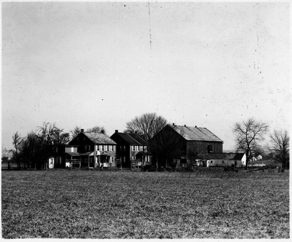 Lancaster County, Pennsylvania. Less common than enlarged and extended houses, two-house farms are . . . - NARA - 521124