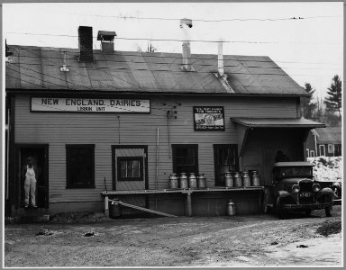 Landaff, Grafton County, New Hampshire. The local milk station is in Lisbon village, only a mile or . . . - NARA - 521492