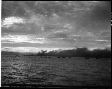 Landing craft loaded with Marines head for the smoking beach in invasion of Inchon, September 15, 1950. - NARA - 532399