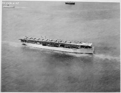 Langley Aerial, starboard bow, underway, aircraft on deck, 06-1927 - NARA - 520809