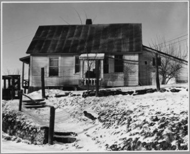 Landaff, Grafton County, New Hampshire. This very small house, with its 1-4 acre of land, is owned b . . . - NARA - 521528