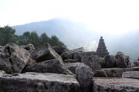 Semarang gedong songo gray candy