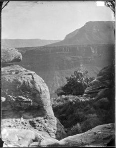 LOOKING SOUTH ACROSS GRAND CANYON, COLORADO RIVER - NARA - 524343