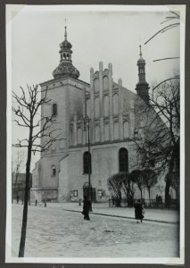 Lublin, kosciol brygidek, widok od strony fasady ze szczytem. 1937 (76582600)