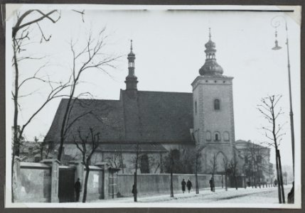 Lublin, kosciol brygidek, widok od strony bocznej. 1937 (76582298) photo