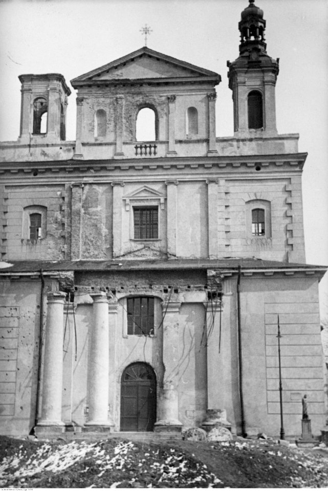 Lublin. Zniszczona katedra. (2-233)