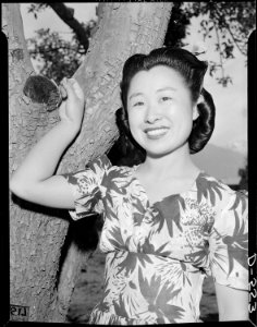 Manzanar Relocation Center, Manzanar, California. Florence Yamaguchi, from Los Angeles, pictured be . . . - NARA - 538521