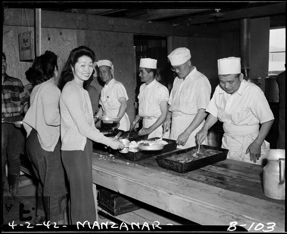 Manzanar Relocation Center, Manzanar, California. Mealtime, cafeteria style, at this War Relocation . . . - NARA - 536852