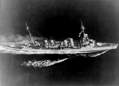 Marblehead (light CL12). Aerial, starboard side, underway, 01-10-1933 - NARA - 520828