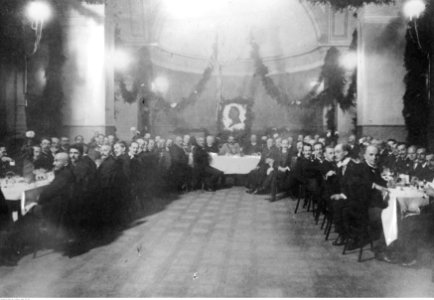 Marszałek Józef Piłsudski na uroczystej kolacji (22-442)