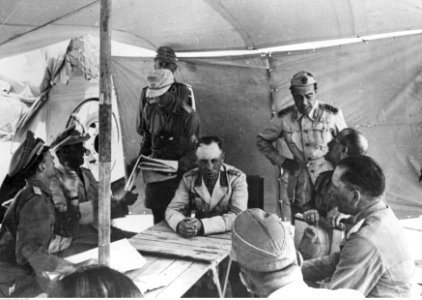 Marszałek Erwin Rommel na odprawie generałów (2-2025)