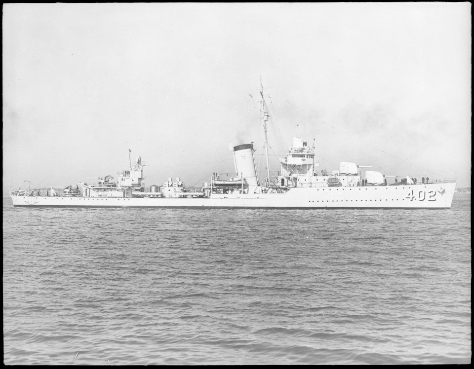 Mayrant (DD402). Starboard side, 10-25-1939 - NARA - 513035