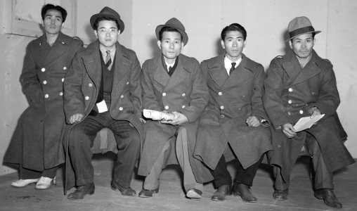 Men of Hawaii detail, Topaz, Utah. A group of newly arrived evacuees from Hawaii are pictured in their new barracks home. . . . - NARA - 536988 (cropped)