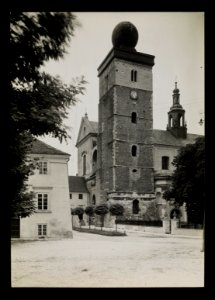 Miechow, kosciol ca 1936 (66229768)