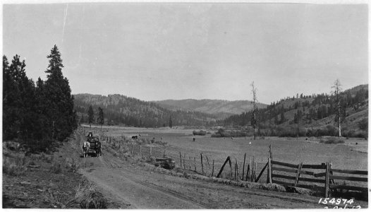 Mill Creek Valley from Evans Ranch, Ochoco Forest, 1916 - NARA - 299166 photo