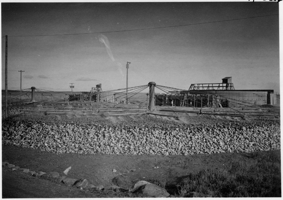 Minidoka Relocation Center, Hunt, Idaho. Minidoka sewage treatment plant. - NARA - 539958