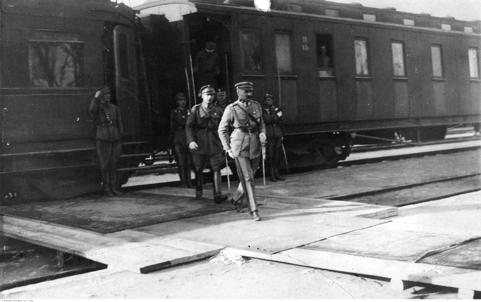 Marszałek Józef Piłsudski w Kielcach (22-342)