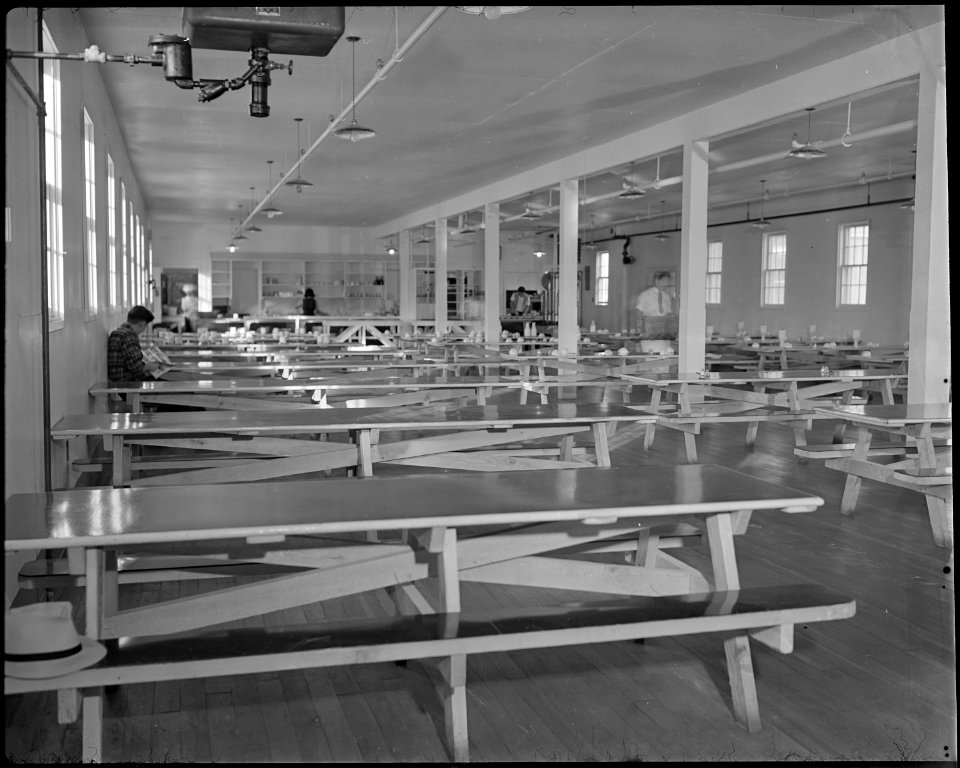 Minidoka Relocation Center. Hospital Series. Mess-hall for patients and hospital personnel. - NARA - 536600
