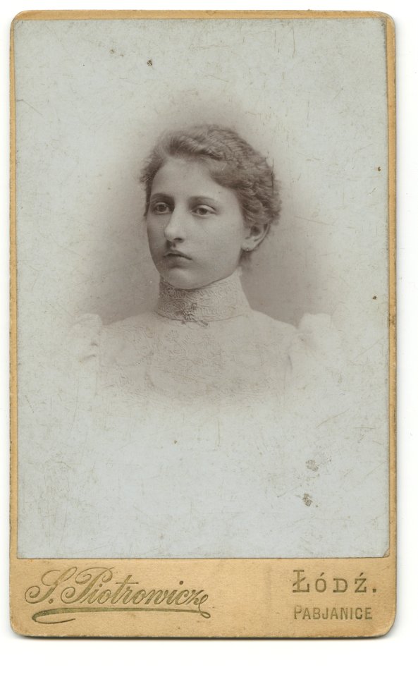 MMŁ, fotografia portret., „S. Piotrowicz”, I-372-AWERS