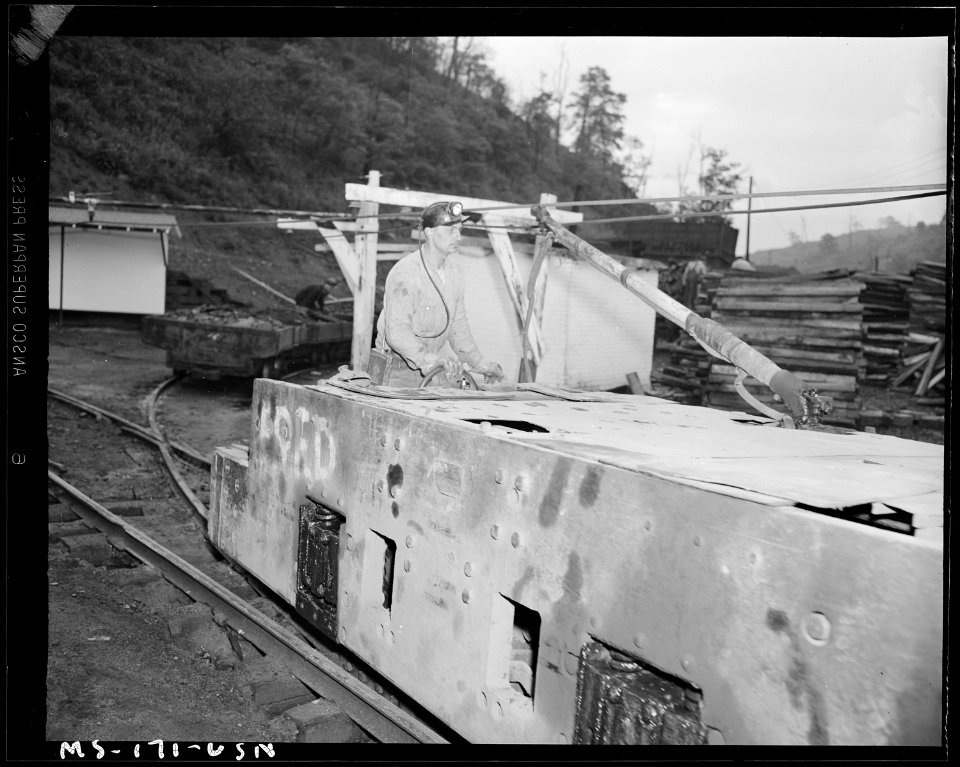 Motor for mine shuttle cars. Pursglove Coal Mining Company, Pursglove ^2 Mine, Pursglove, Monogalia County, West... - NARA - 540310