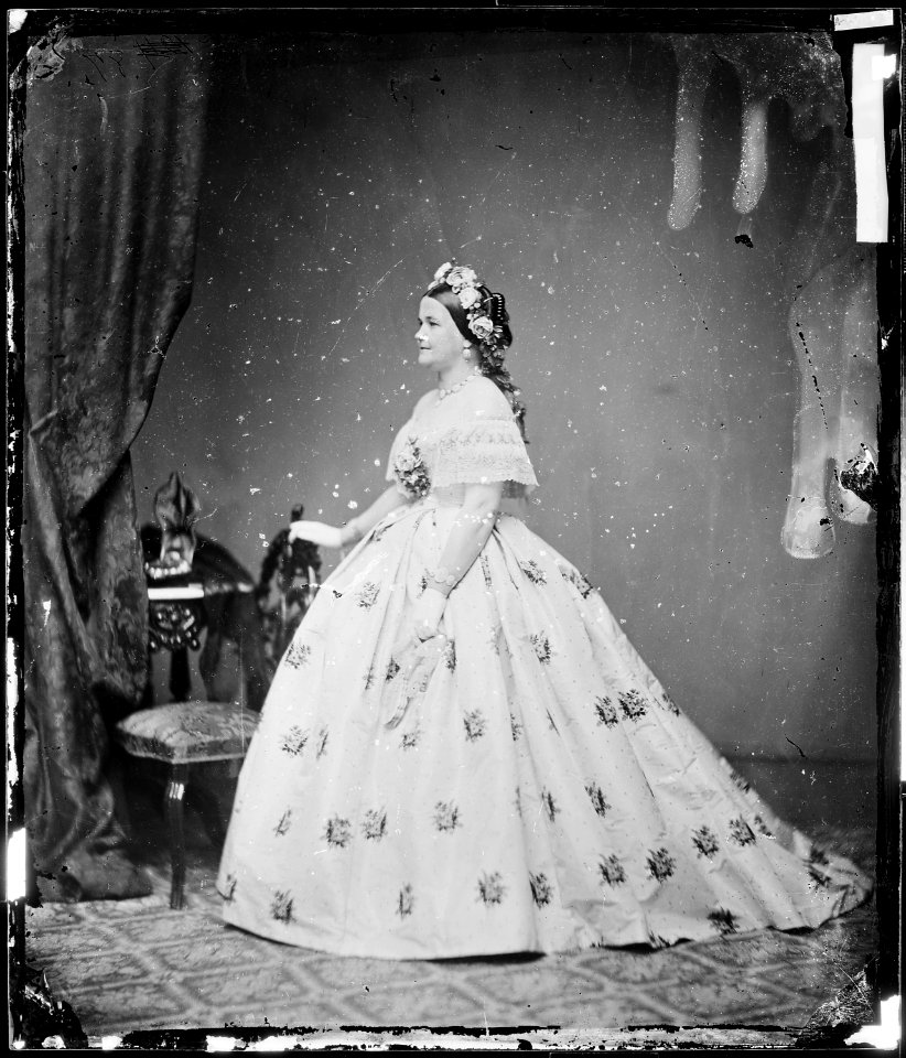Mrs. Abraham Lincoln - NARA - 529952